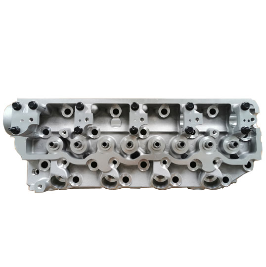 Brand new Cylinder Head MD303750 MD348983 AMC908513 MD313587 22100-42960 MD354559 for MITSUBISHI 4d56