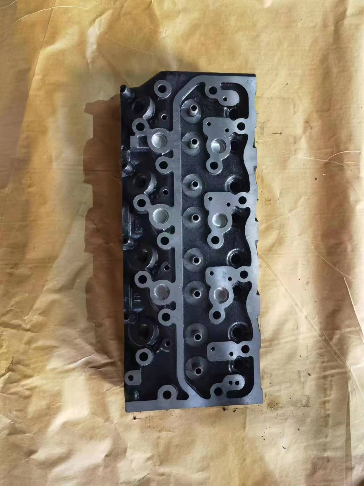 CQ Wholesea cylinder head TF-031 4BD2T Cylinder head for ISUZU